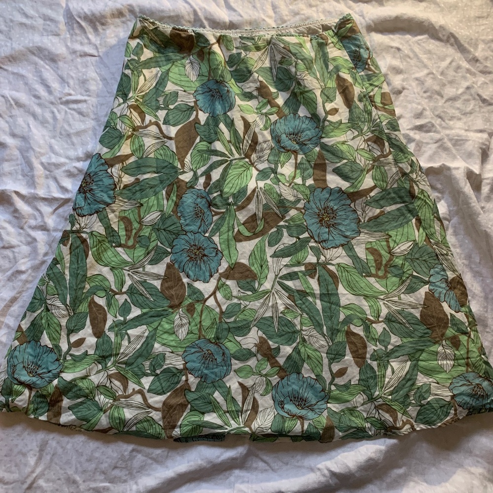 Eddie Bower 100% cotton a line floral skirt, L, white, green, blue, midi length